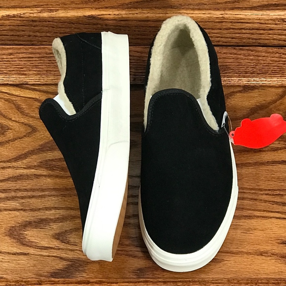  Vans Classic Slip-On Suede Fleece Black White - Picture 4 of 8
